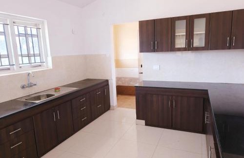 West Mere Apartment | Glory Mist