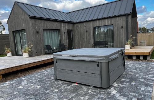 Mikeltornis House | Goba Sauleskempings