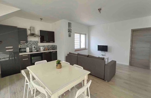 Roux Apartment | Gohysart 51b 1 Bruxelles-Charleroi-airport