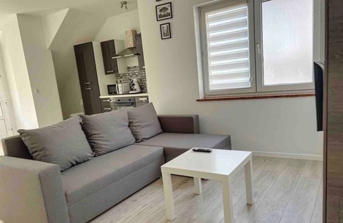 Roux Apartment | Gohysart 51b 1 Bruxelles-Charleroi-airport