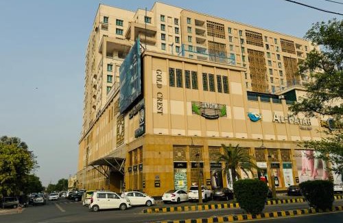 Lahore Apartment | Goldcrest Signature Stays - DHA Lahore Phase 4