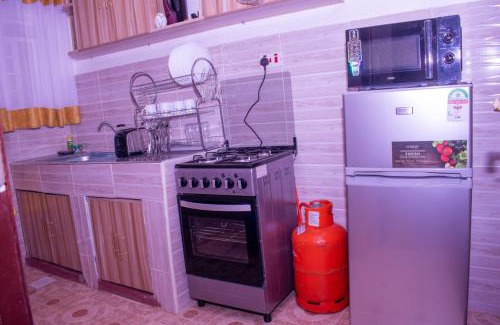 Limuru Bed & Breakfast | Golden Fine cozy Homes