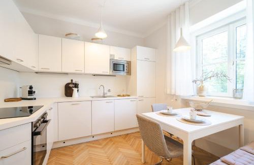 Geidorf Apartment | Golden Flat by GrazRentals with parkview - brandnew & free parking