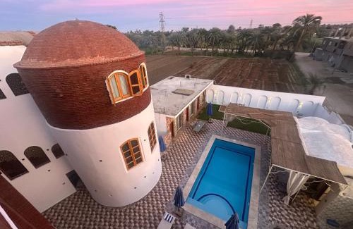 Luxor House | Golden Land