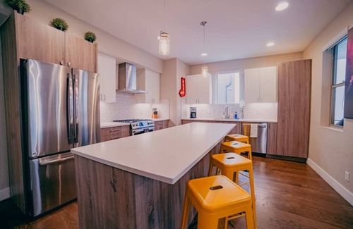 Civic Center House | Golden Triangle Townhome at Downtown Denver