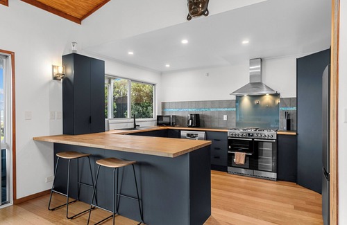 Mangawhai Heads House | Goldeneye - Mangawhai Heads Holiday Home