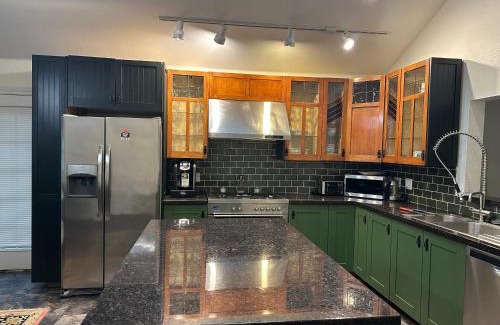 Grogan's Mill House | Golf course view vacation home