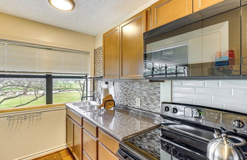 Salado Apartment | Golf Course Views: Family Home w/Yard in Salado!