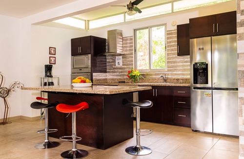 Valle Pura Vida House | Good Times and Tan Lines, Heart of Manuel Antonio, 3bd