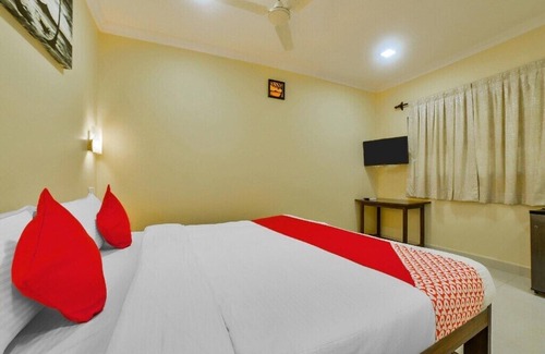 Varanasi Hotel | GOPINATH .P GUEST HOUSE