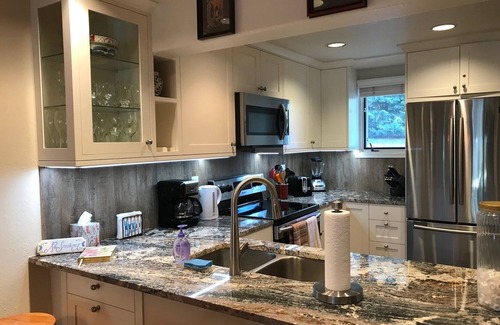 Vail House | Gore Creek just off the back deck, Free Bus, Wi-Fi, Hot Tub, Summer Pool