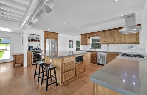 Coldspring House | Gorgeous, 1 Acre, Private, Waterfront Lake Livingston Oasis w/Dock