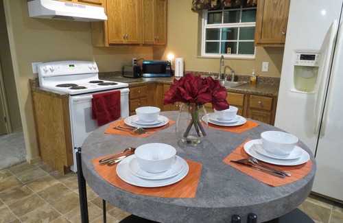 Gainesville House | Gorgeous 2 bed 2 bath house on 3 acres off Hwy 82