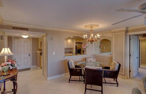 Vanderbilt Beach Condo | Gorgeous 2BR/2BA condo, 7th floor, walk to Beach, free WiFi