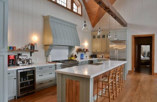 Rosseau Cottage | Gorgeous Cottage on Lake Rosseau with Picturesque Views!