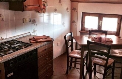 Pontito Apartment | Gorgeous Flat in Villa Eleonora, with Swimming Pool-PITEGLIO, PT, ITALY