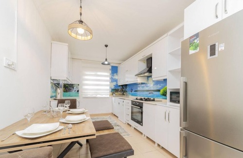 Sarsu Mahallesi Apartment | Gorgeous Flat with Mountain View in Antalya