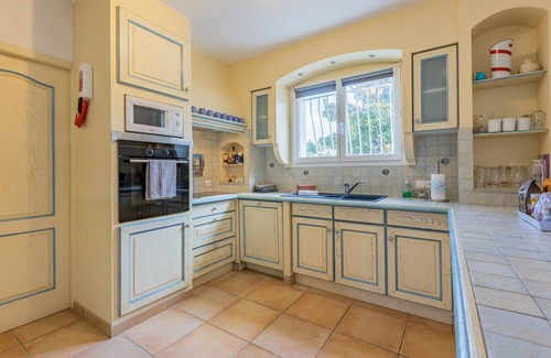 Cessenon-sur-Orb House | Gorgeous home in Cessenon sur Orb