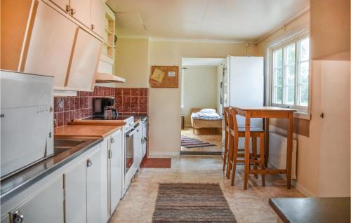 Braas House | Gorgeous Home In Braås With Kitchen
