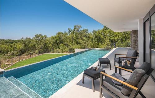 Groznjan House | Gorgeous Home In Buje With Kitchen