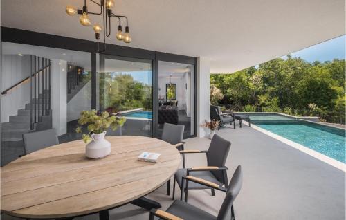 Groznjan House | Gorgeous Home In Buje With Kitchen