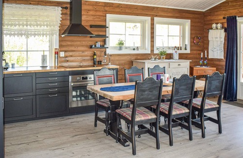 Flesberg House | Gorgeous home in Flesberg with WiFi