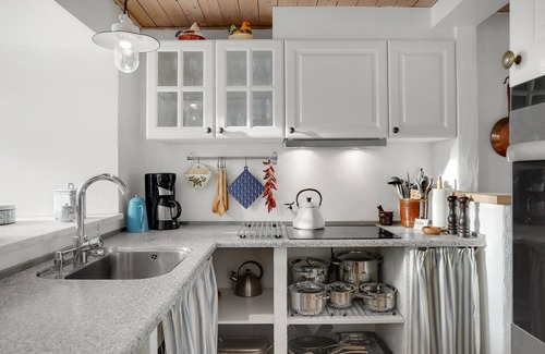 Bønnerup Strand House | Gorgeous home in Glesborg with WiFi