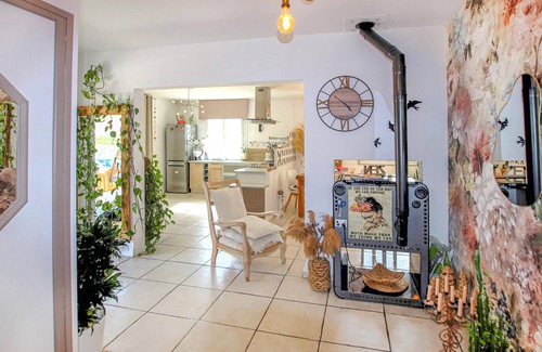 Grospierres House | Gorgeous home in Grospierres