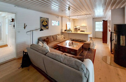 Hjarnarp House | Gorgeous home in Hjärnarp with WiFi