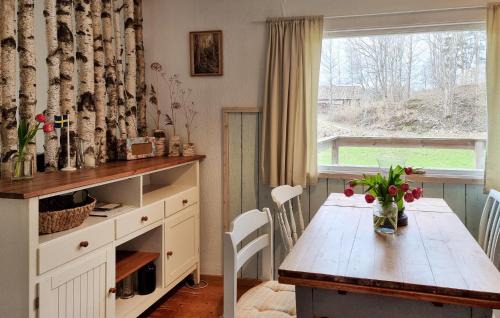 Annolfsbyn House | Gorgeous Home In Mellerud With Wifi