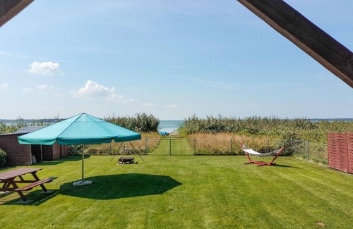 Nowe Warpno House | Gorgeous home in Nowe Warpno with WiFi