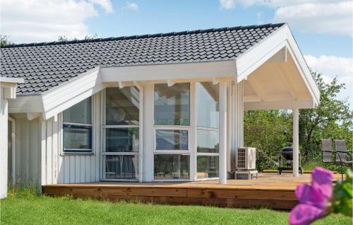 Bronde House | Gorgeous Home In Orø With Kitchen
