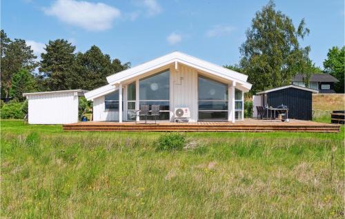 Bronde House | Gorgeous Home In Orø With Kitchen