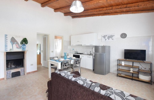 Vittoria House | Gorgeous home in Vittoria with WiFi