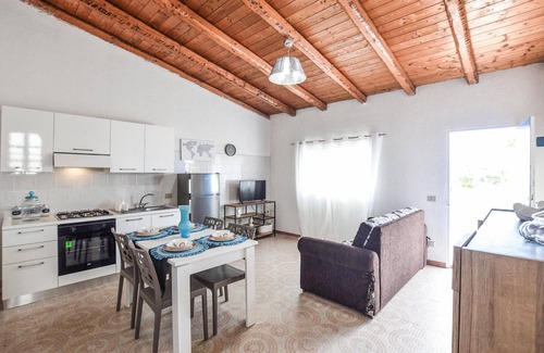 Vittoria House | Gorgeous home in Vittoria with WiFi