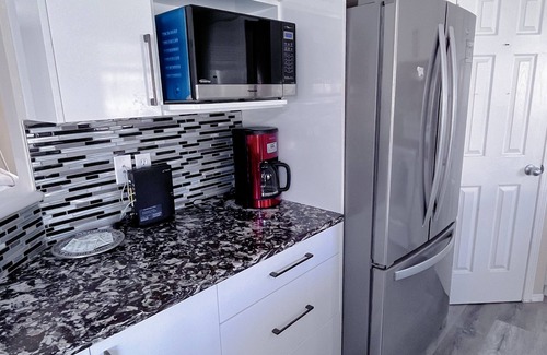 Arbour Lake House | Gorgeous single house &3 bedrooms&free parking&close LRT