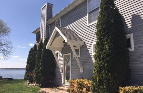 Grass Lake Cottage | Gorgeous Water Front Retreat On Chain Of Lakes With Private Boat Launch!