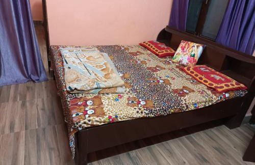 Almora Hotel | Goroomgo Hotel Ajay Home Stay Almora Near Lala Bazar 400