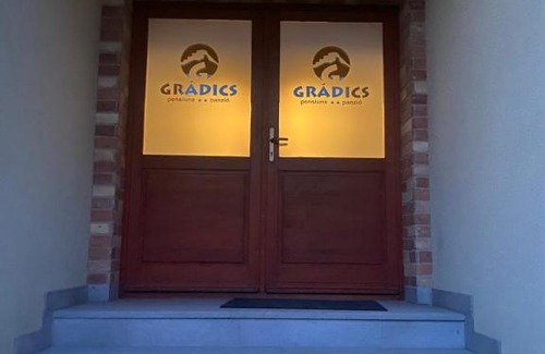 Siculeni House | Grádics Panzió