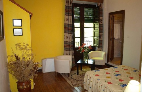 Olmedo House | Gran Posada La Mesnada