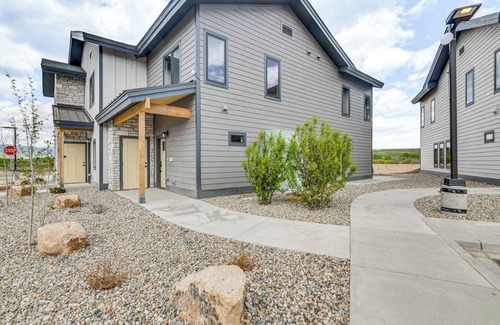 Granby House | Granby Ranch Escape: Shuttle to the Slopes!