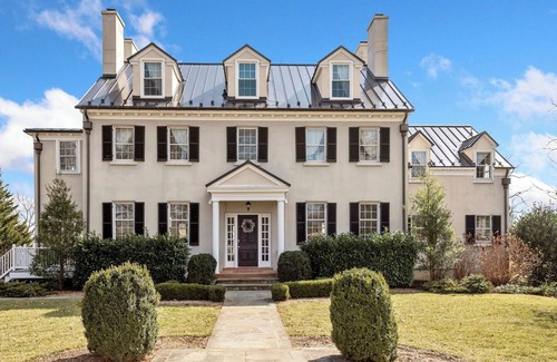 Middleburg House | Grand 9BR Provenance Manor Ideal for Gatherings