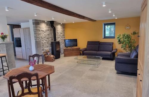 Momignies House | Grand gîte du Moulin de Bourges