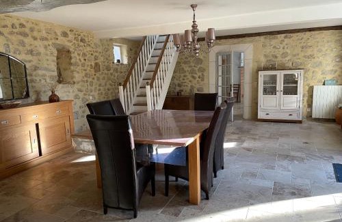 Chemire-le-Gaudin House | Grand gîte près du Mans avec piscine, cheminée et animaux - FR-1-410-217