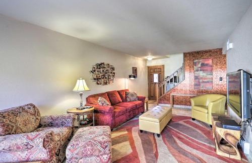 Grand Junction House | Grand Junction Golf Course Condo with Balconies