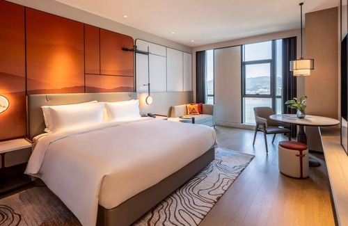 Wujiagang Qu Hotel | Grand Mercure Yichang Waitan