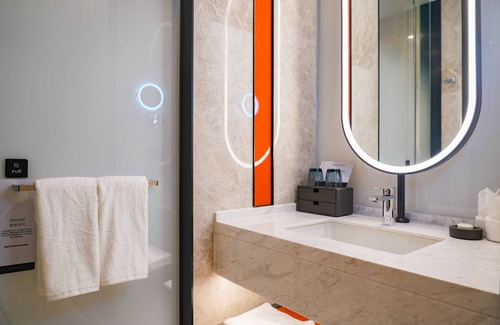 Wujiagang Qu Hotel | Grand Mercure Yichang Waitan