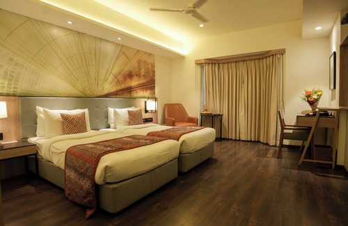 Latur Hotel | Grand Sarovar Portico