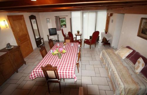 Taintrux House | Grande Ferme Rénovée avec Jardin, Terrasse et Sentiers à Proximité - Vosges - FR-1-589-232