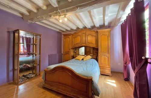 La Gonfriere Apartment | Grande maison de campagne avec cheminée et jardin, idéale pour familles ou amis - FR-1-497-182